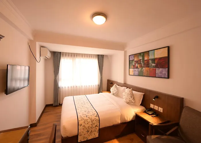 Gallery Park Hotel 3*