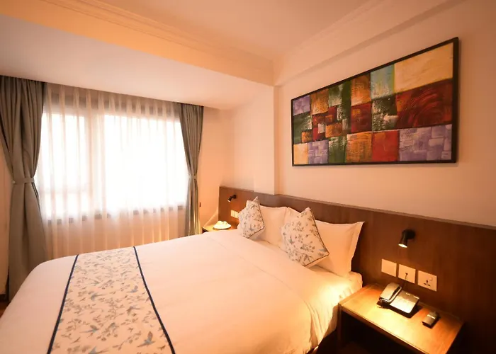 Hotel Gallery Park 3*