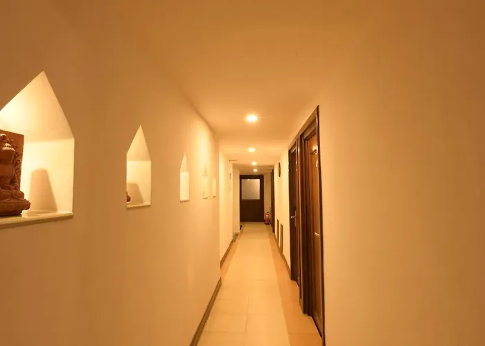 Hotel Gallery Park 3*
