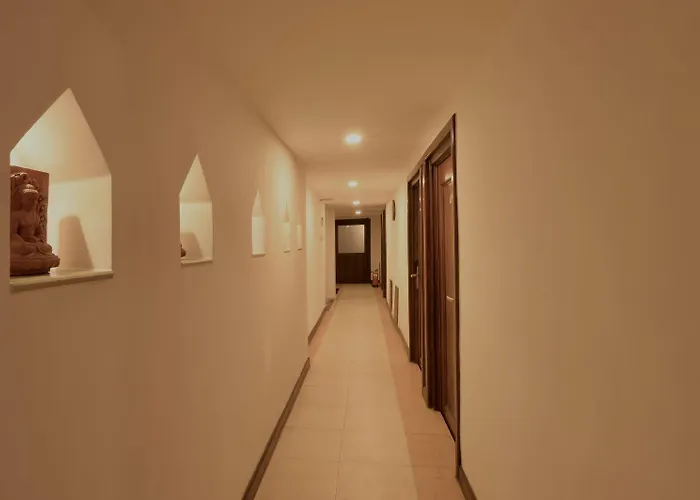 Hotel Gallery Park 3*