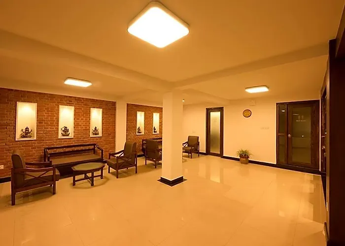 Hotel Gallery Park 3*