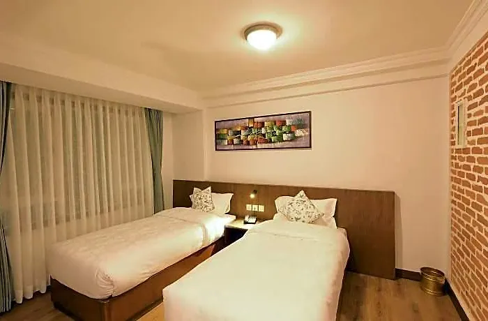 Hotel Gallery Park